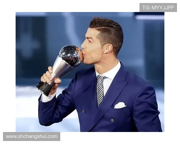 拉什福德回忆与C罗并肩作战的经历与巅峰保持秘诀